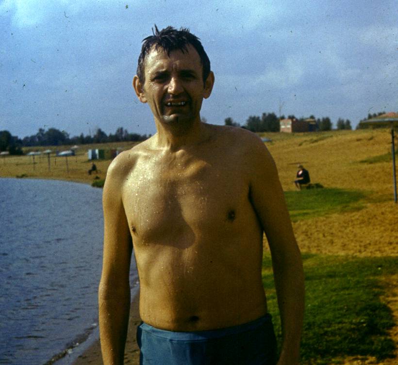 072.JPG