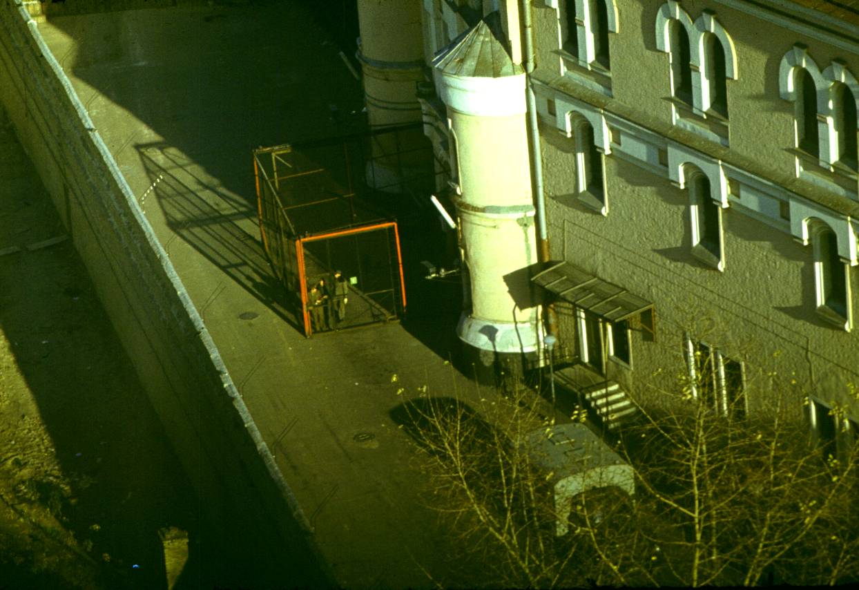 103a.JPG