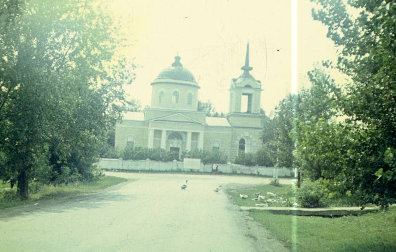 056.jpg