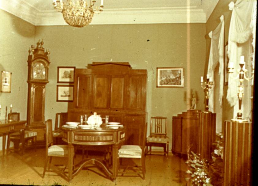 085-1.jpg