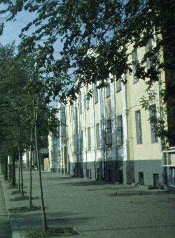 050-1.jpg