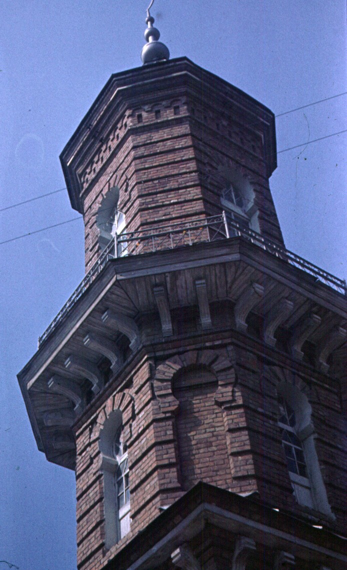 215.jpg