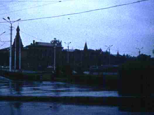 083-1.jpg