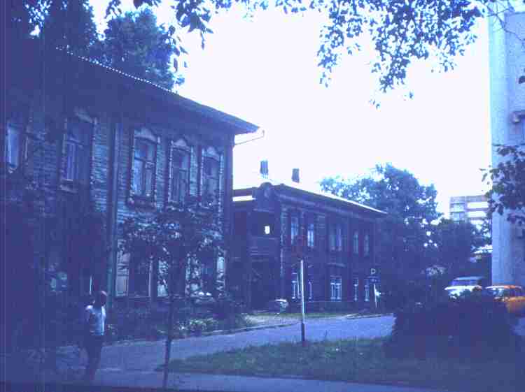 203-1.jpg