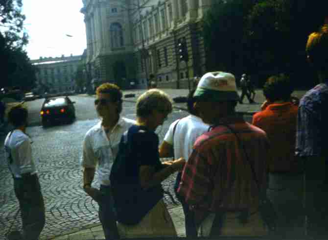 004-1.jpg