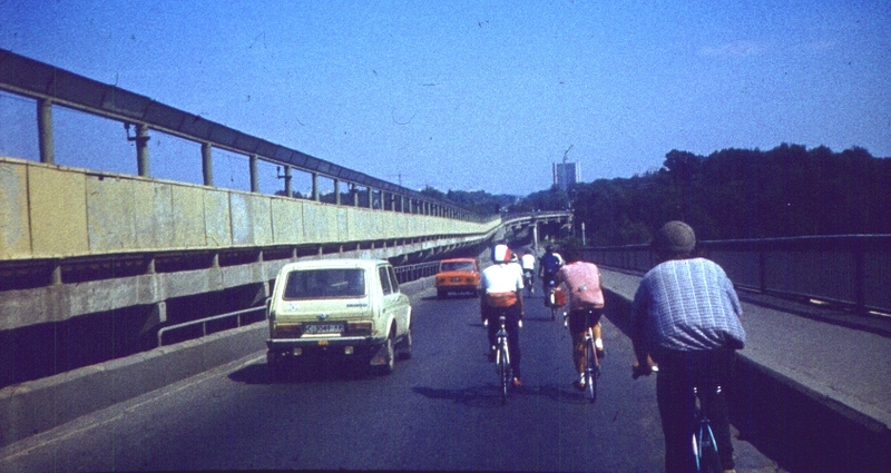 381-1.jpg