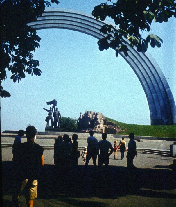 403-1.jpg