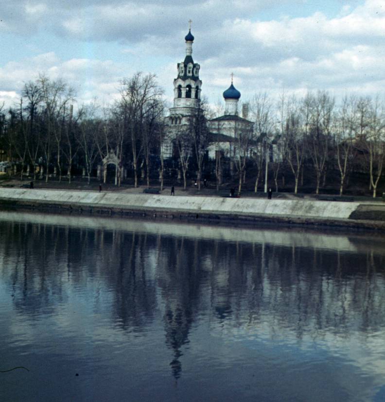 225.JPG