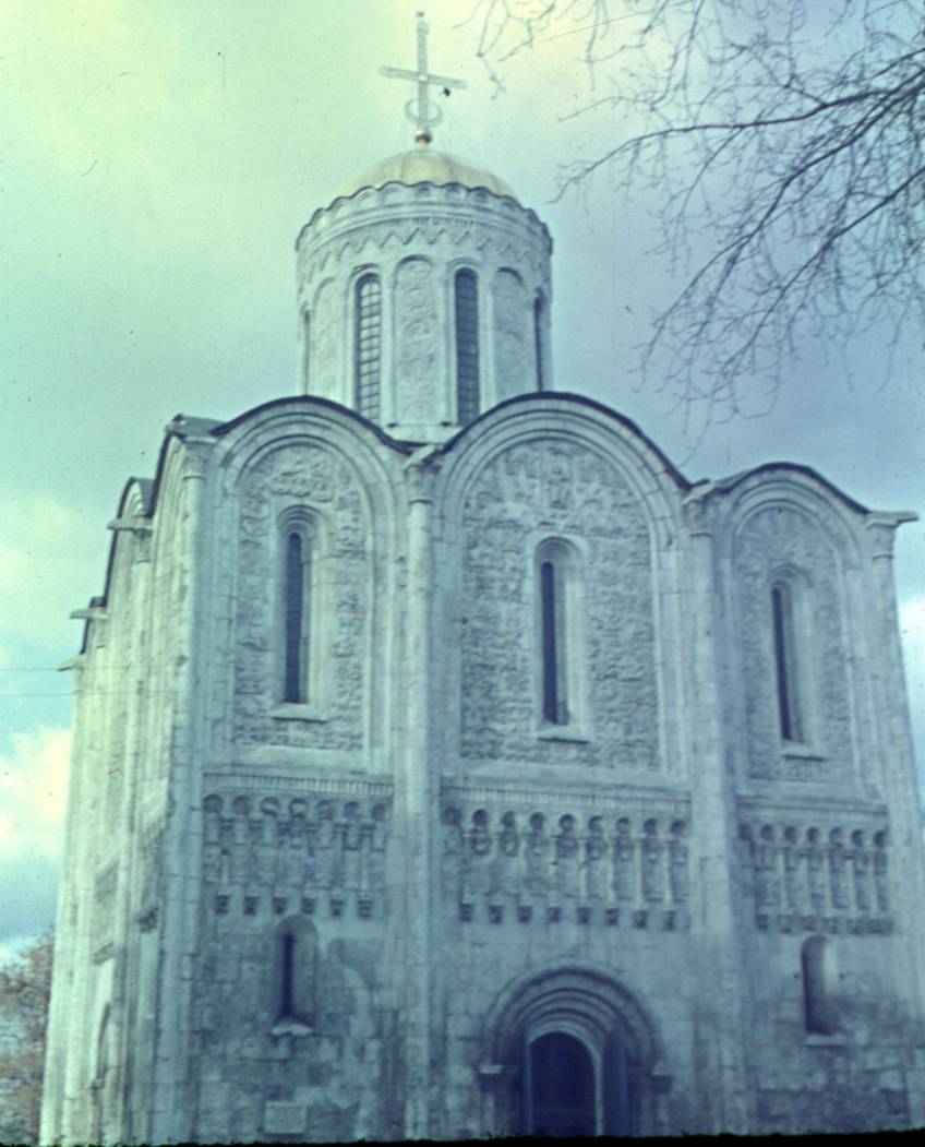 050.JPG