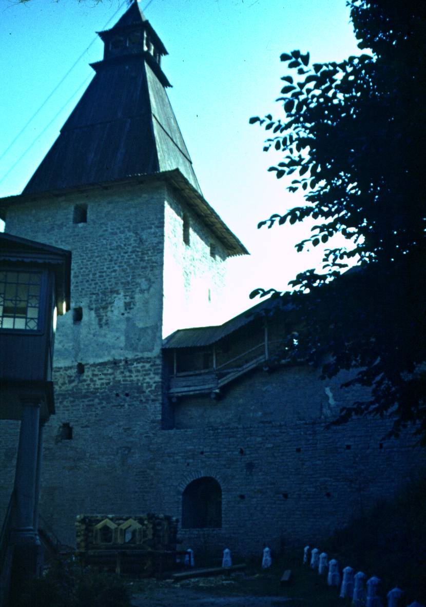 070.JPG