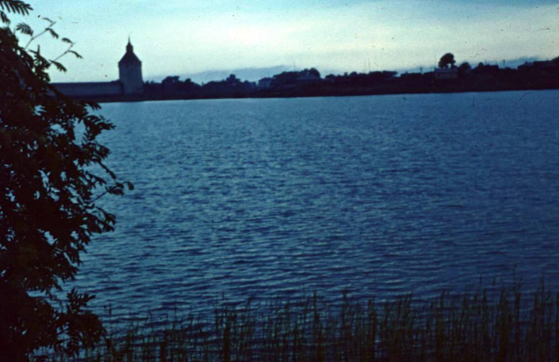 010b.JPG