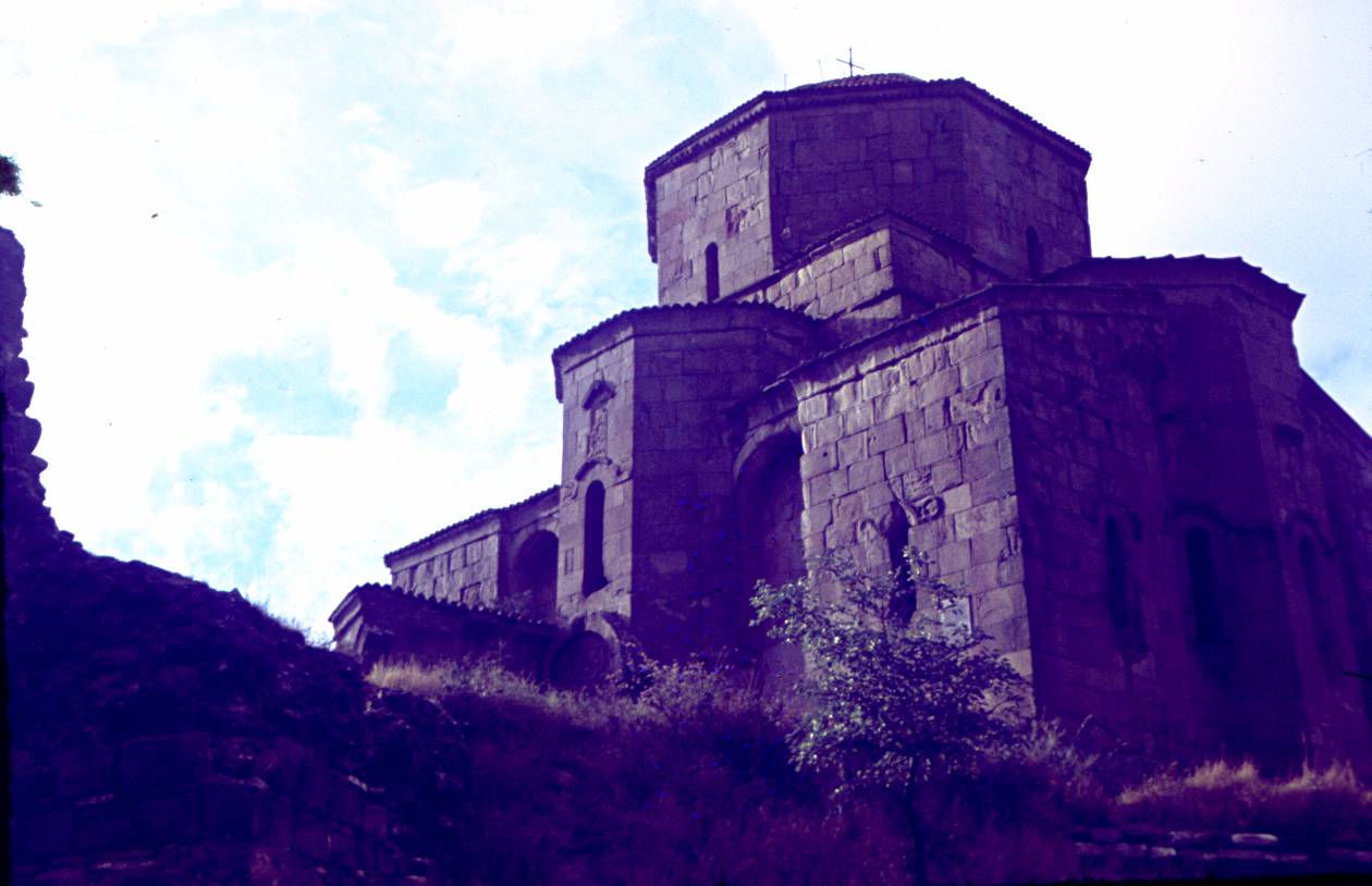 050.JPG