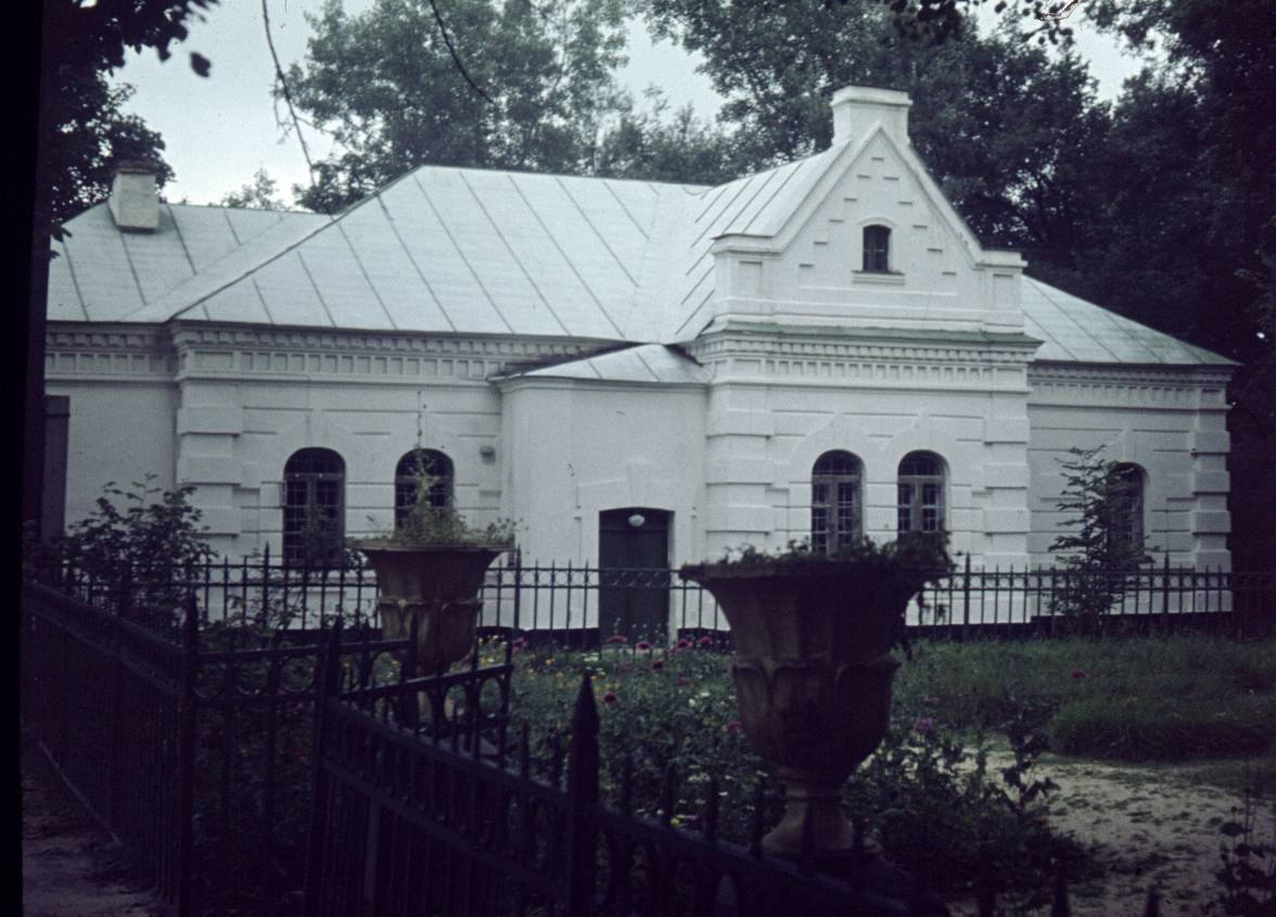 145.jpg