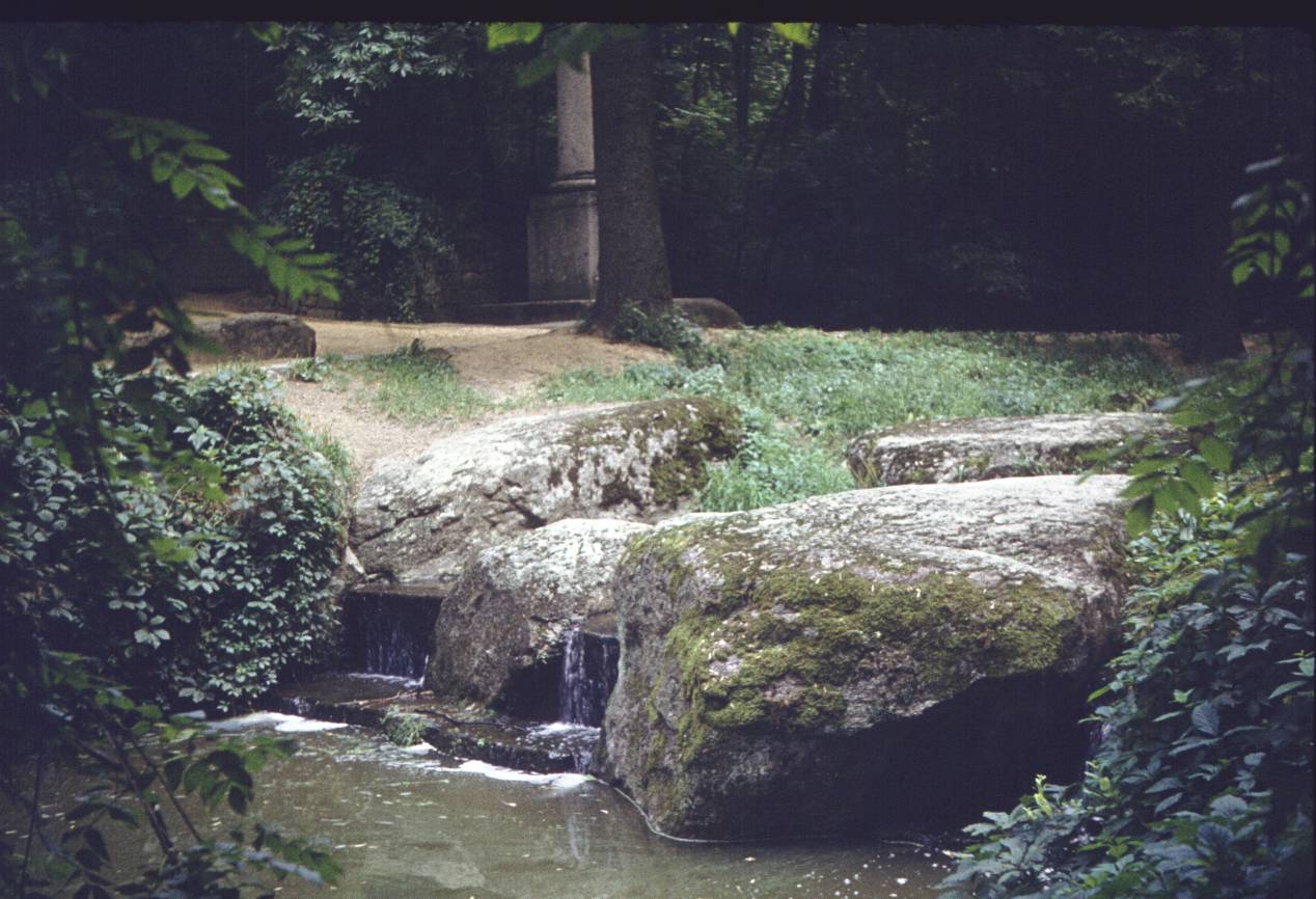 127.jpg