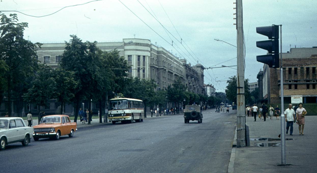 272.jpg
