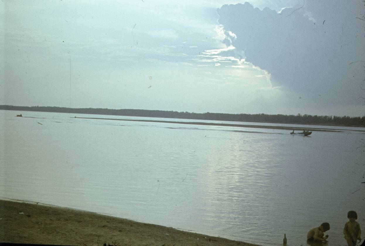 002.jpg