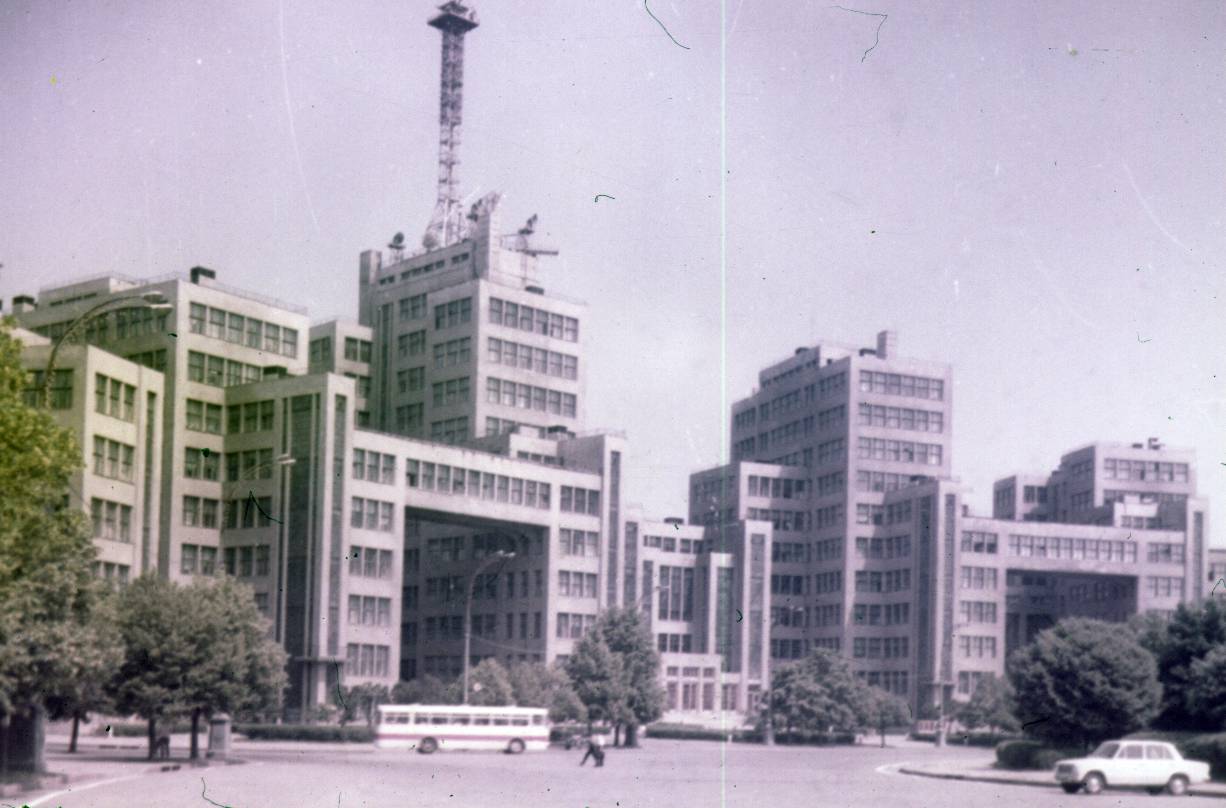 082-1.jpg