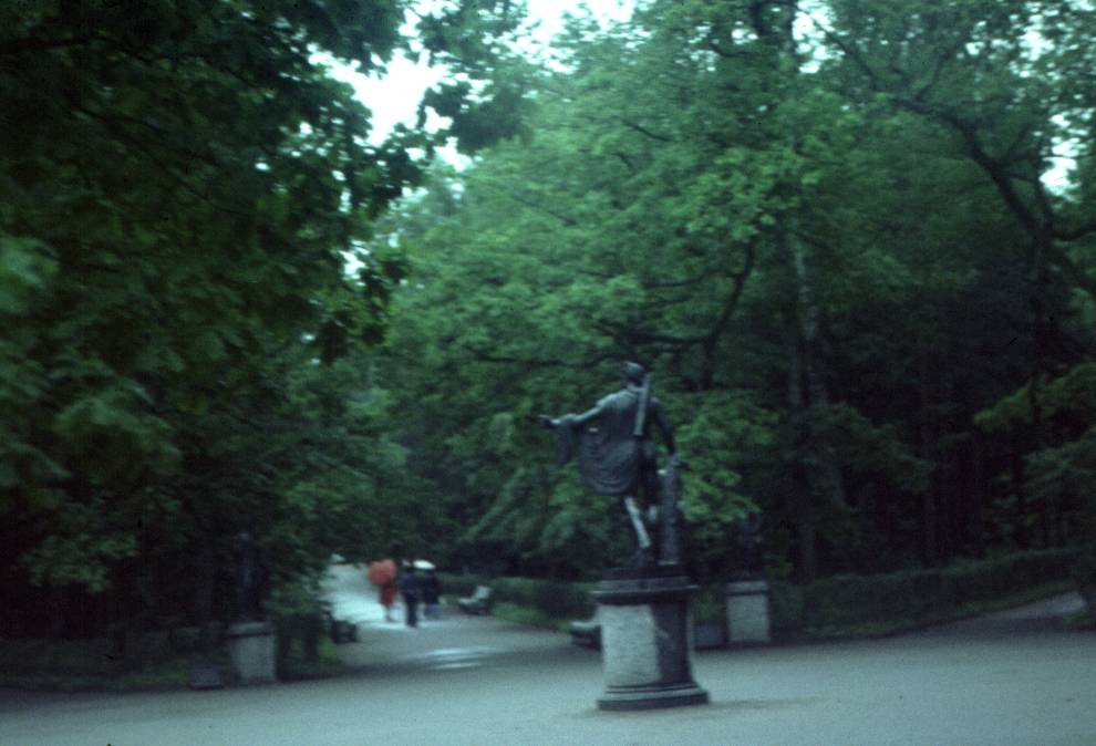 085.jpg