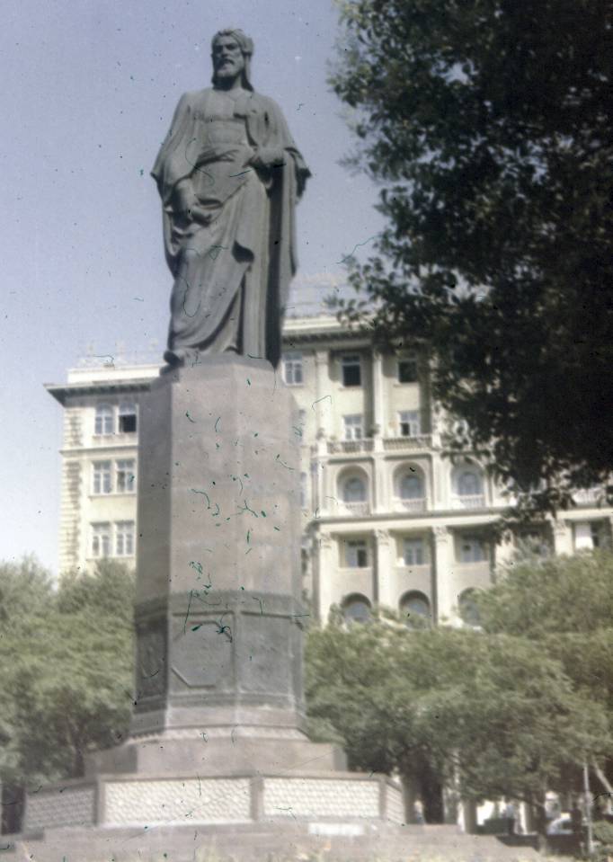 081-2.JPG