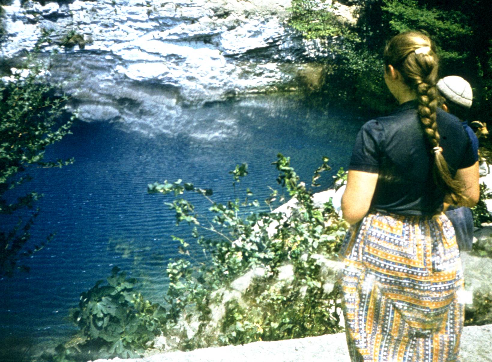 193-1.jpg