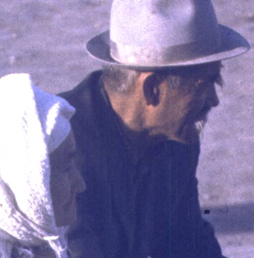 045-1.jpg