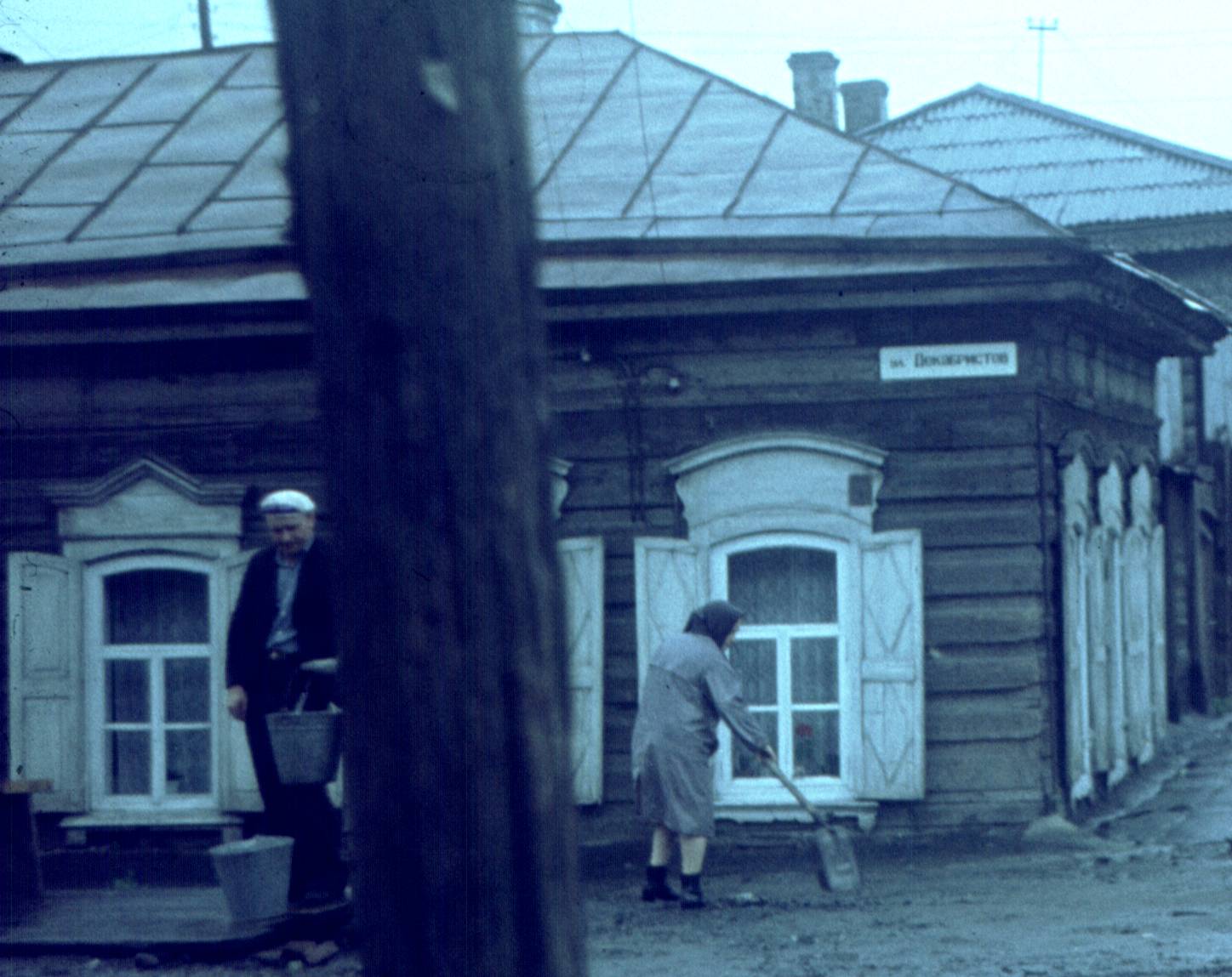 003-2.jpg
