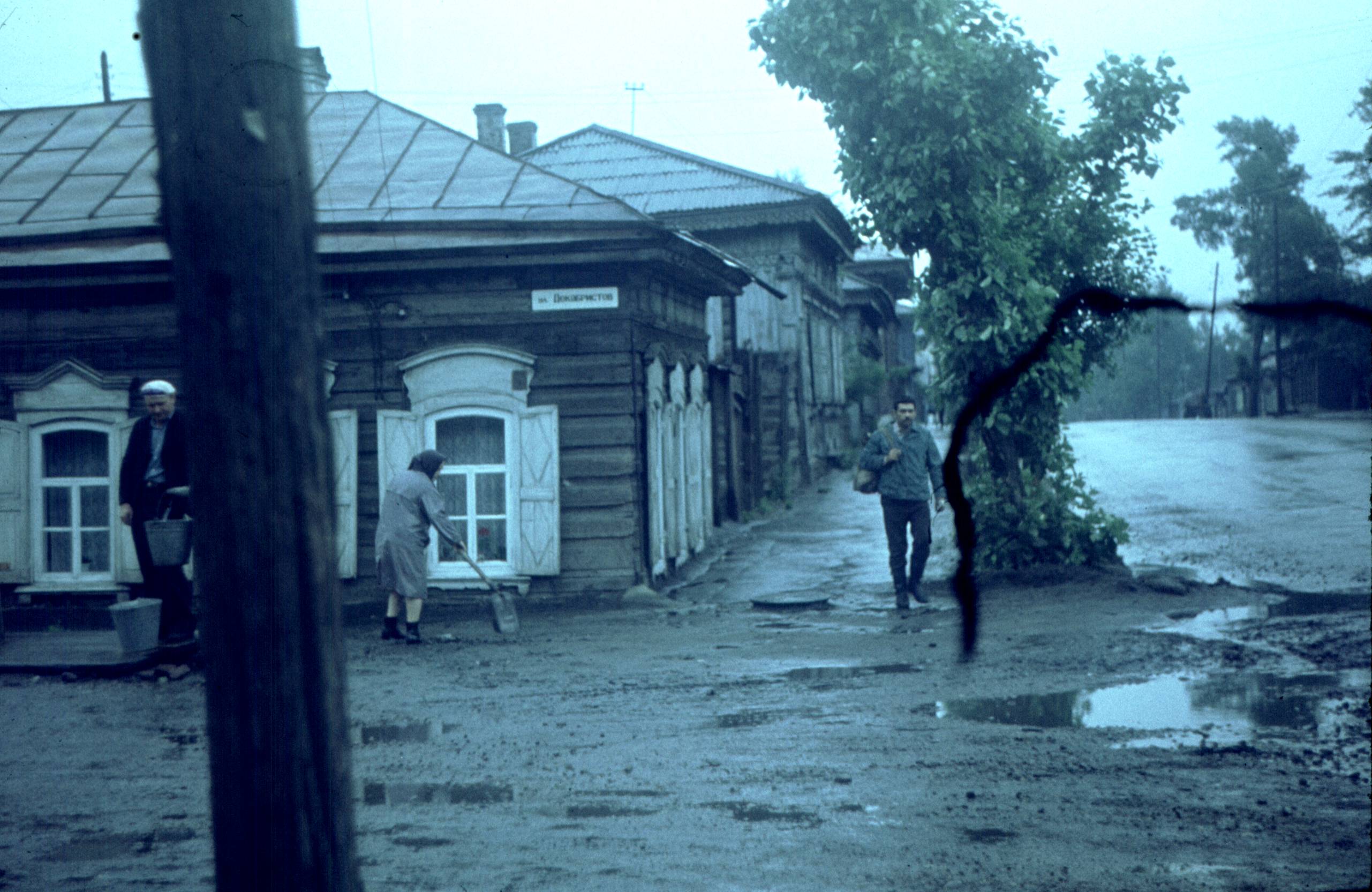 003.jpg