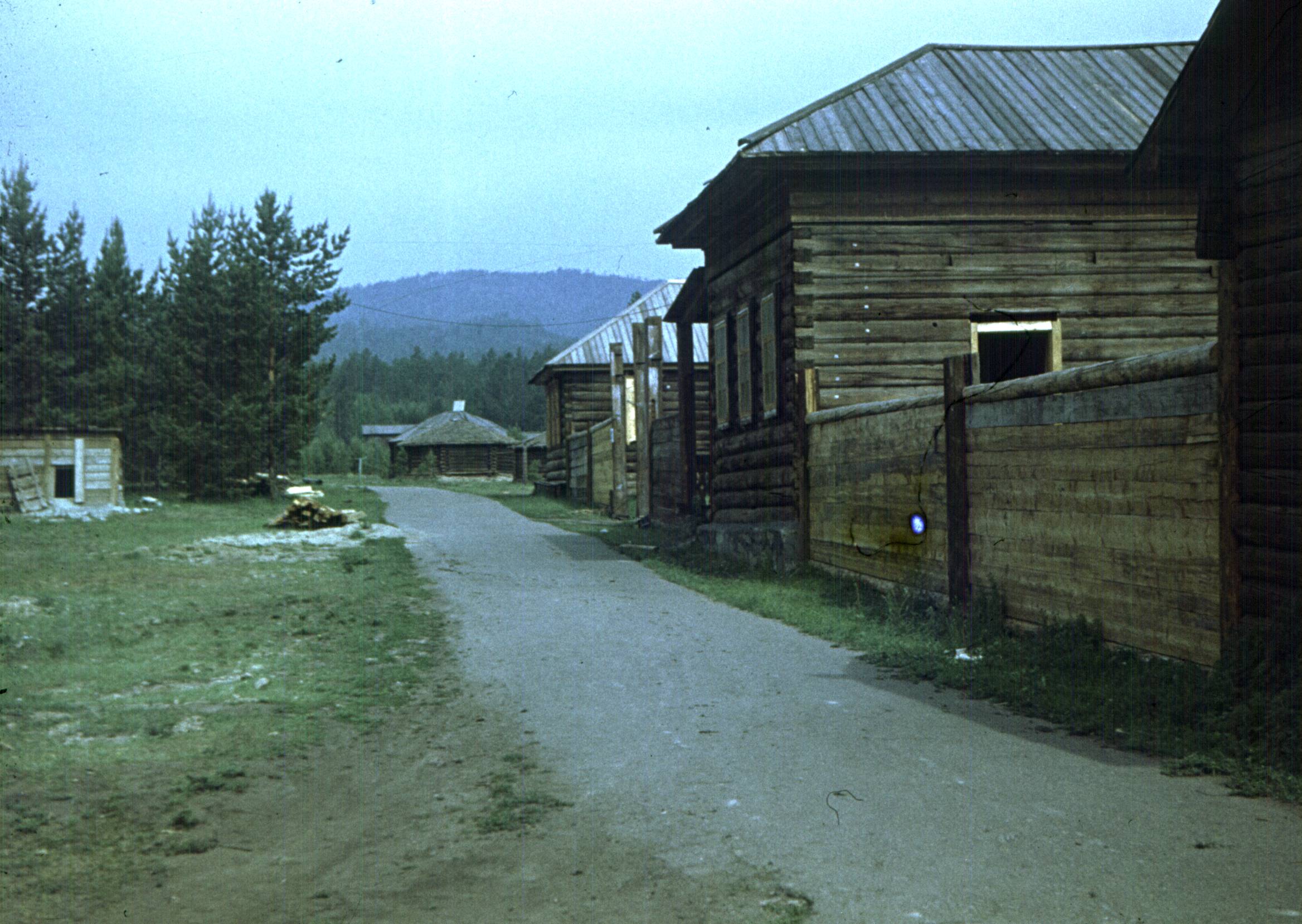 070.jpg
