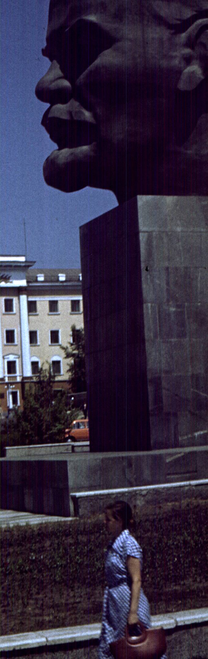 103-1.jpg