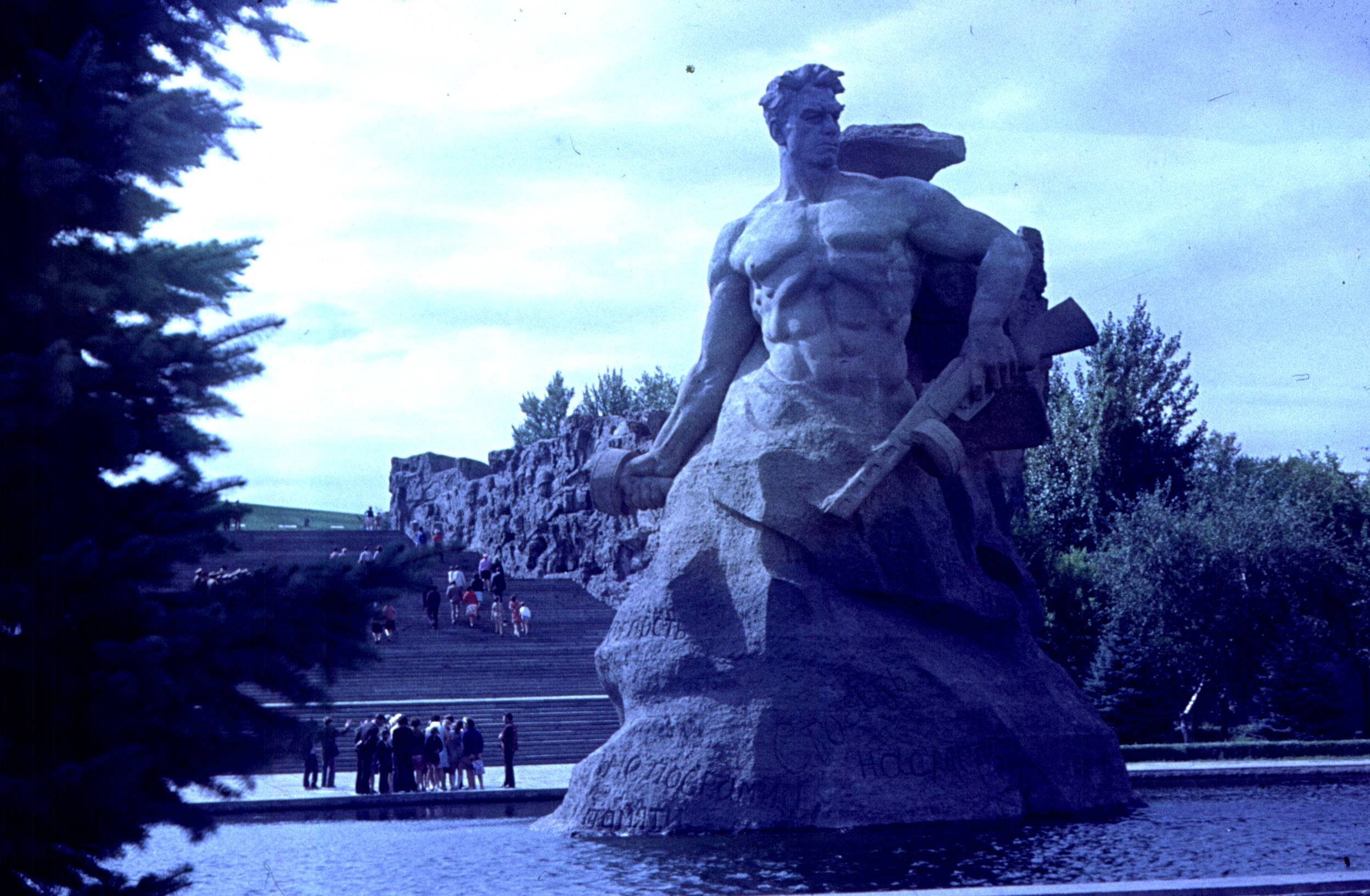 051.jpg